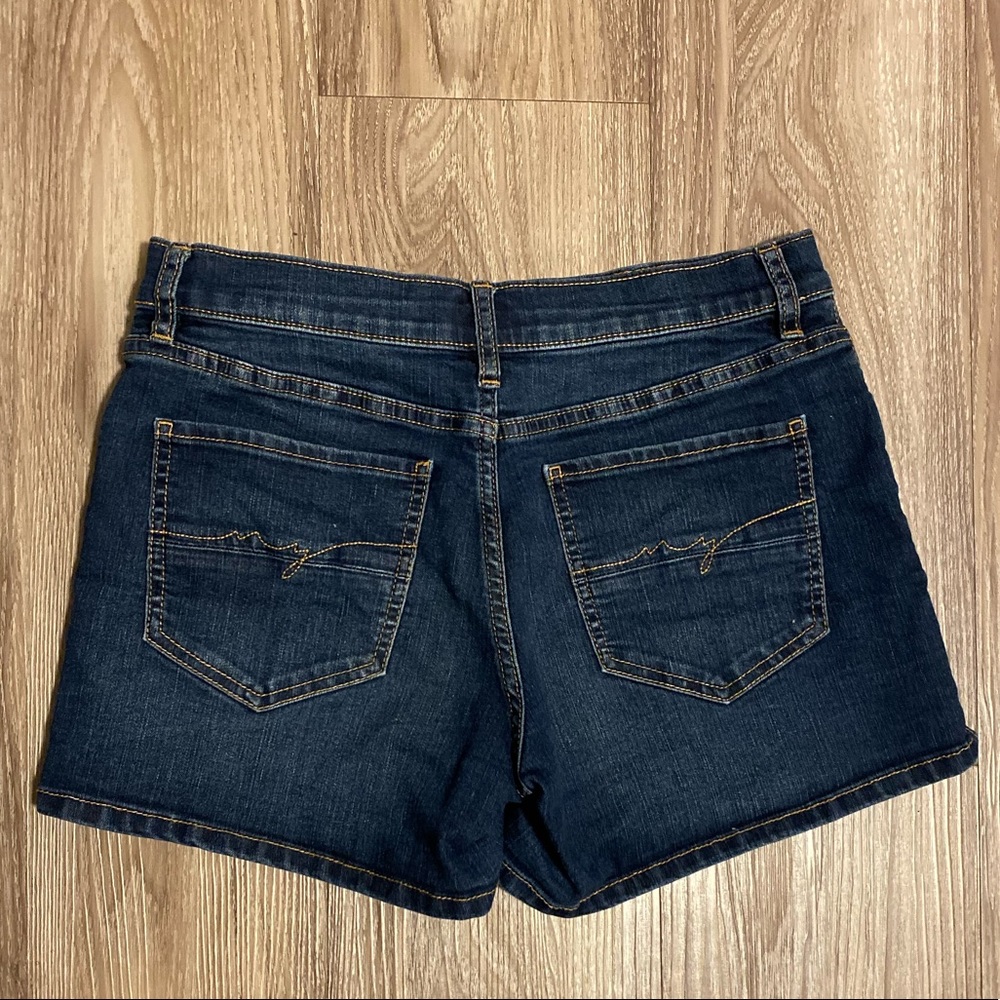 Soho JeansPocket High Waist Curvy Fit Shorts